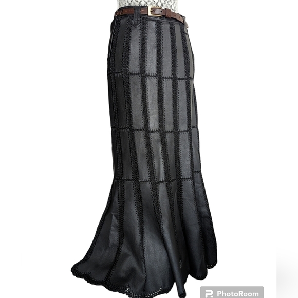 HP. Vintage Pig Leather Skirt - Picture 5 of 14